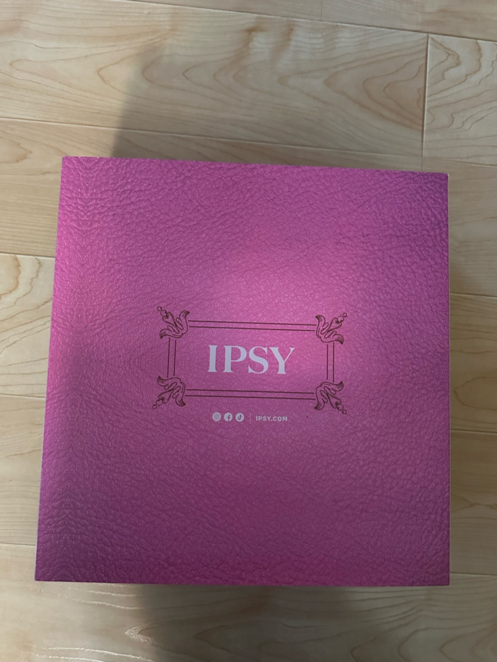 Empty Ipsy Advent Calendar box makeup 2025 - Picture 4 of 13